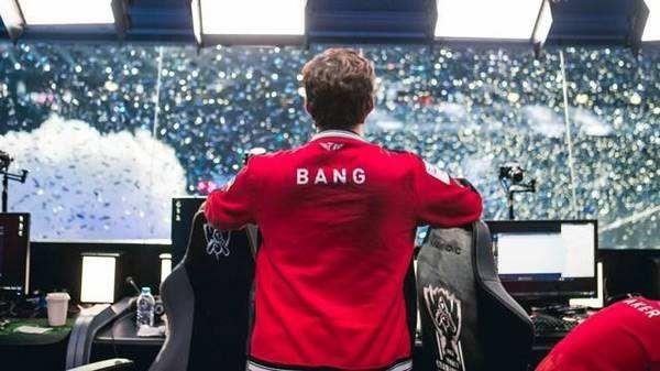 Gentle Mates 签下Veqaj并租借proxh