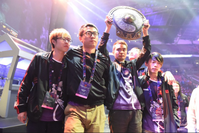 官宣：2025LOL季中冠军赛5月10日在韩国釜山举办