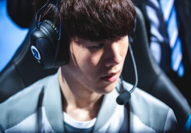 NAVI将Makazze提升至 CS2 主阵容