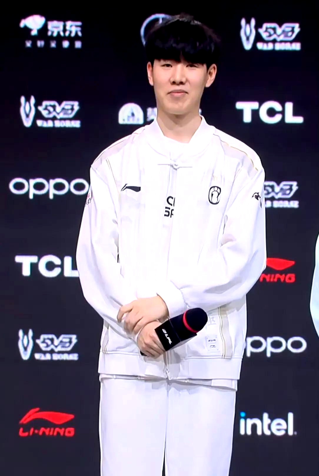 双雄争霸，2025LPL第一赛段决赛即将在西安打响！