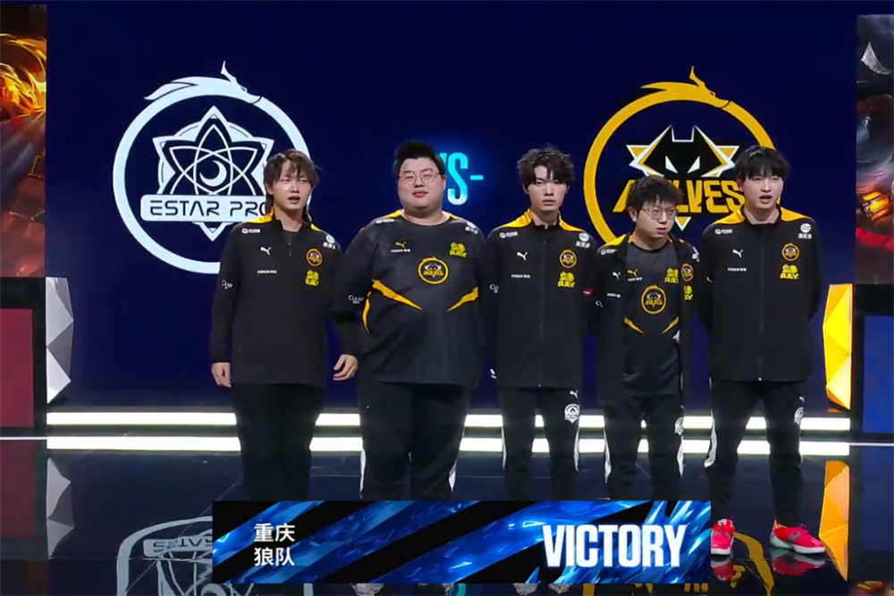 Aleksib 在对阵 Spirit 的比赛前：“Spirit — 是我们上赛季的克星 — 我们会全力以赴准备。”